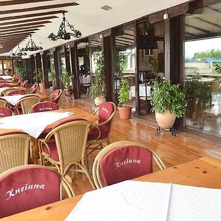 Motel Kneginja Čačak Esterno foto