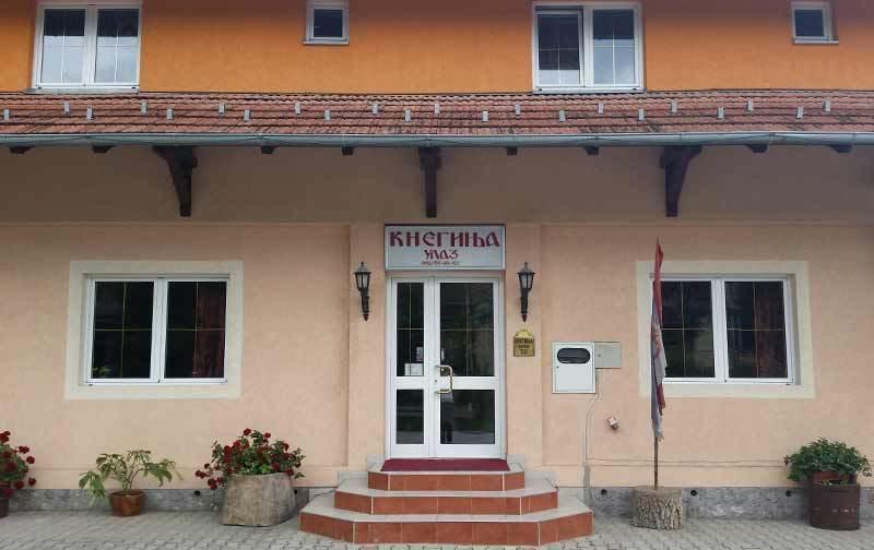 Motel Kneginja Čačak Esterno foto