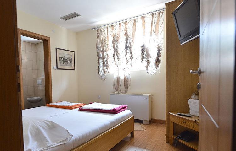 Motel Kneginja Čačak Camera foto